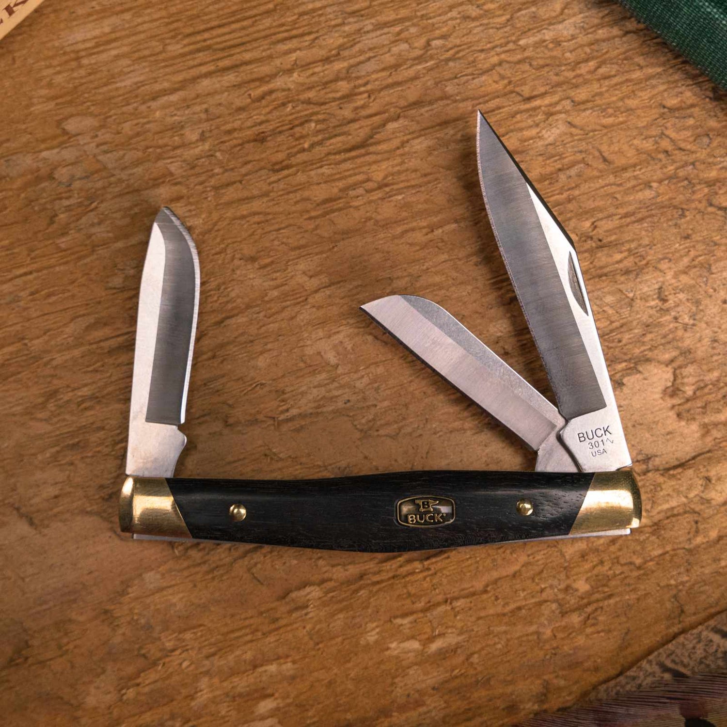 Multi-blade Knives at Swiss Knife Shop