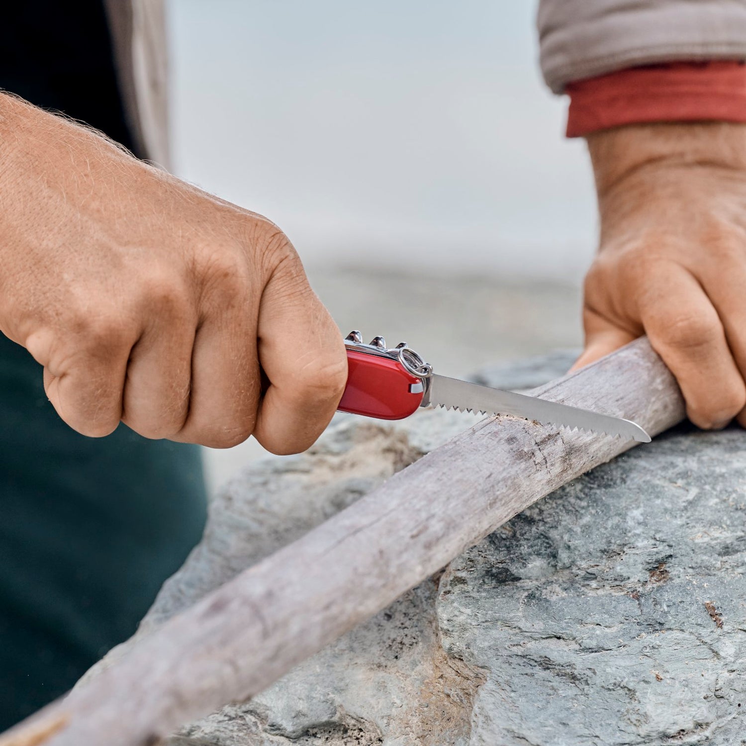 Huntsman Pocket Knife by Victorinox, Makers of the Original Swiss Army Knife