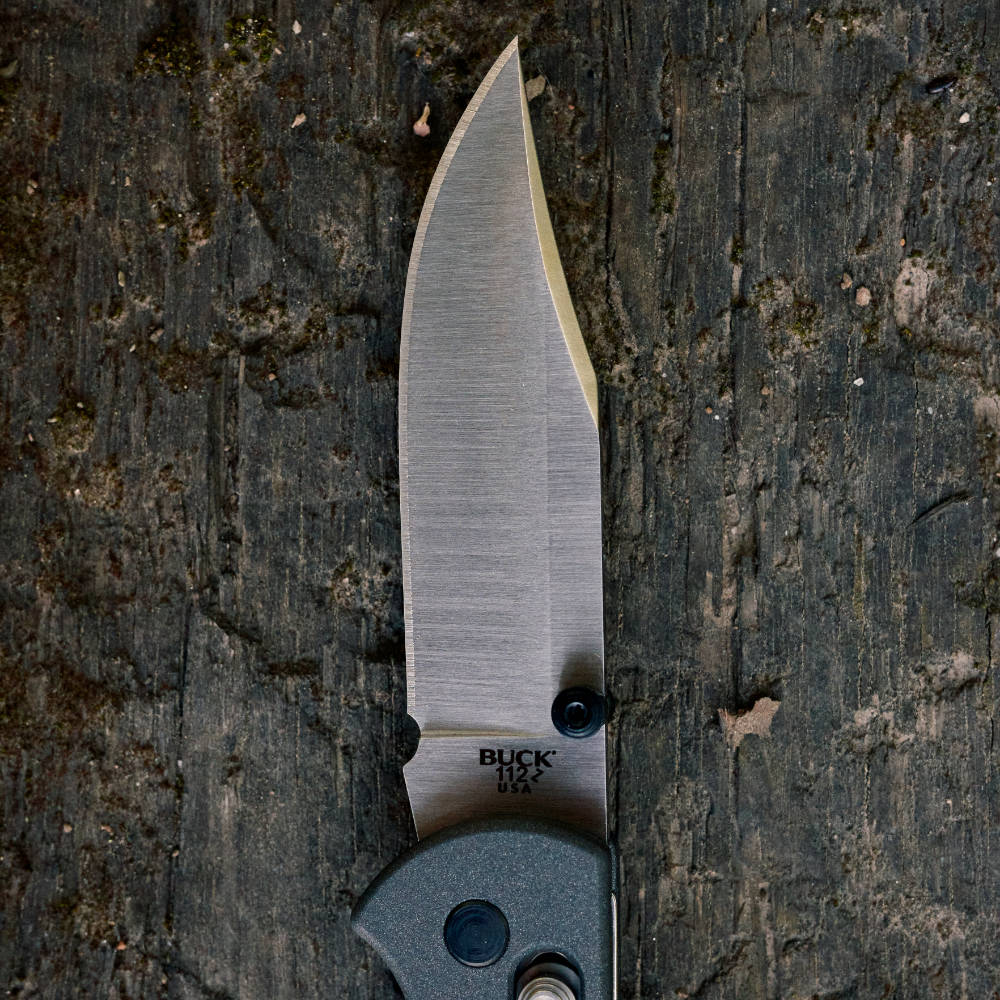 Buck 112 Folding Ranger Crossbar Knife Blade Detail Close-up