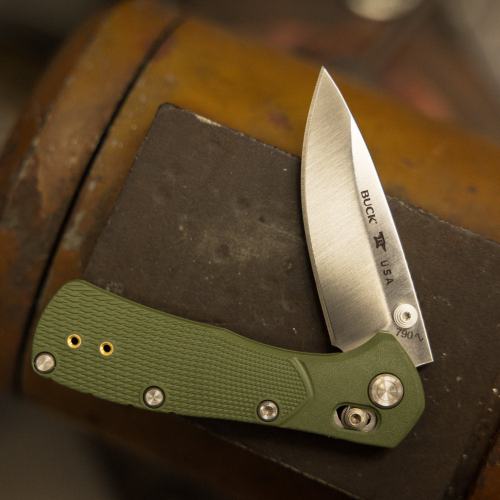 Buck 790 Mini Range Pro Lockblade Knife in Use
