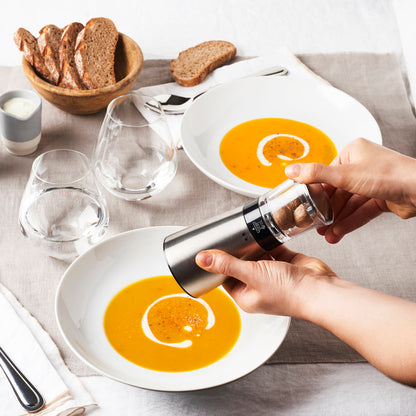 Peugeot Daman 6" Nutmeg Mill in Use at the Table