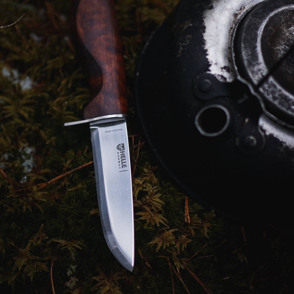 Helle Speider Outdoor Knife with Finger Guard