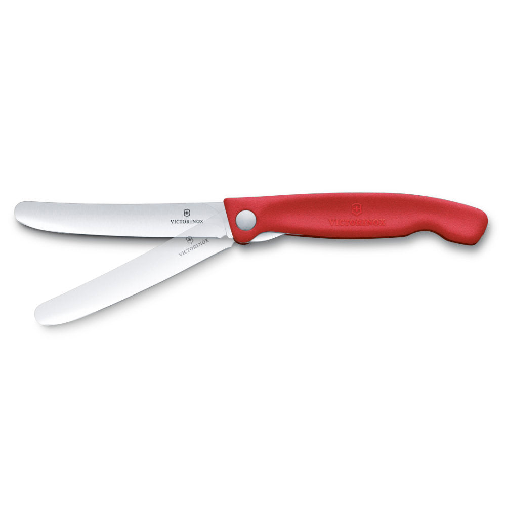 Victorinox Swiss Classic 4.3" Foldable Straight Edge Paring Knife in Action
