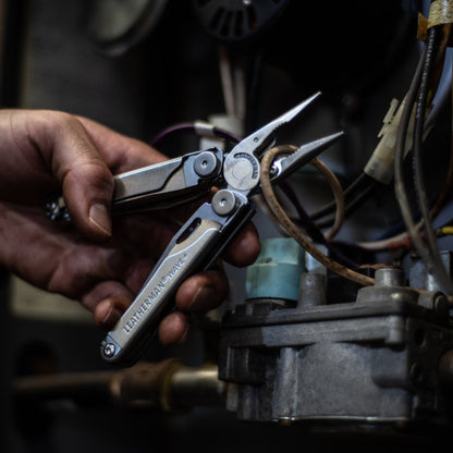 Leatherman Wave + Multi-Tool with Wire Cutters