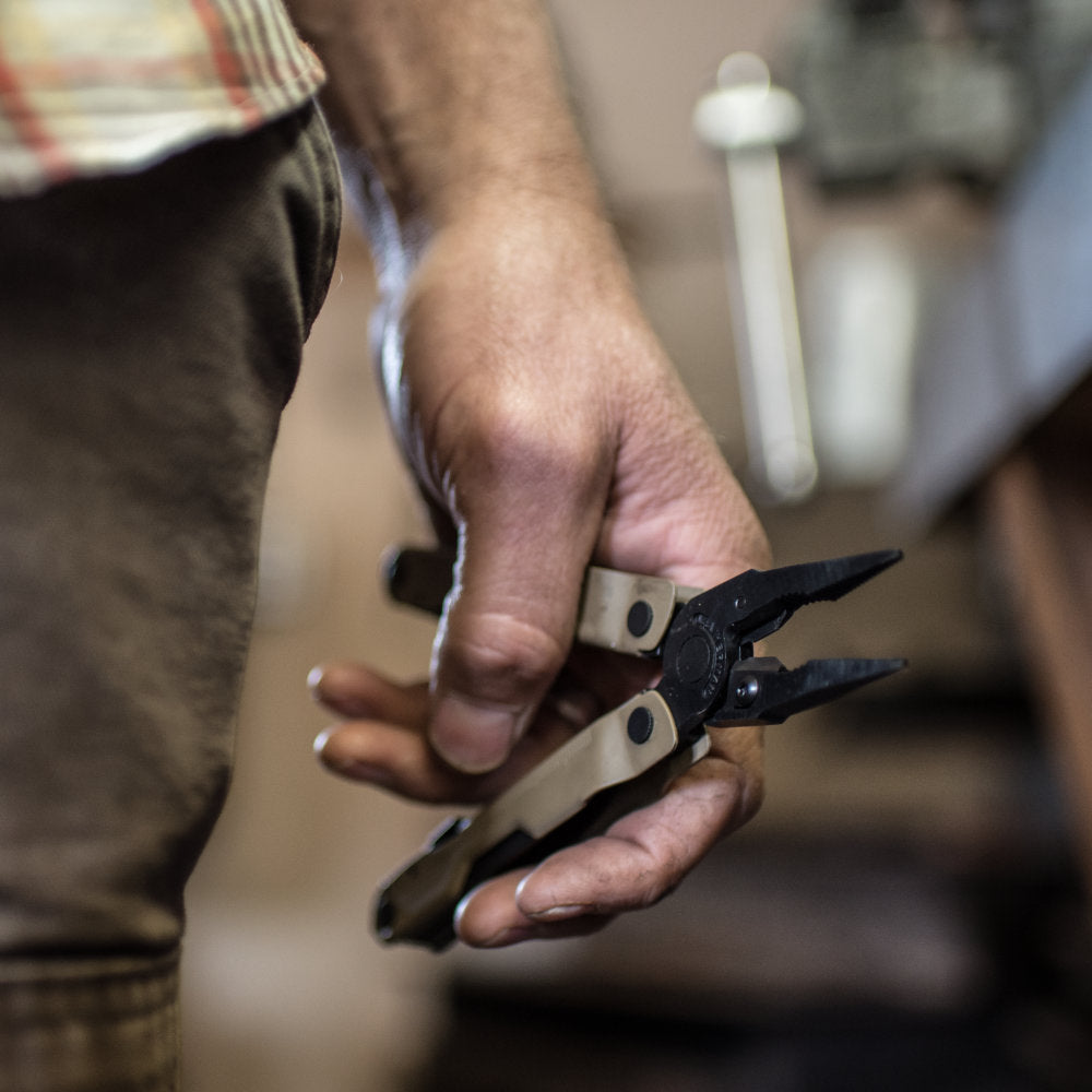 Leatherman Rebar Coyote Tan 17-Function Multi-Tool with Pliers