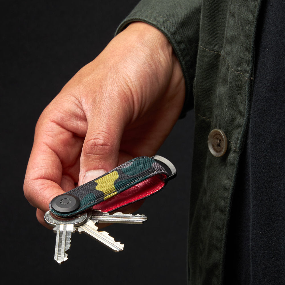 Orbitkey Star Wars Boba Fett Key Holder Organizes an Array of Keys